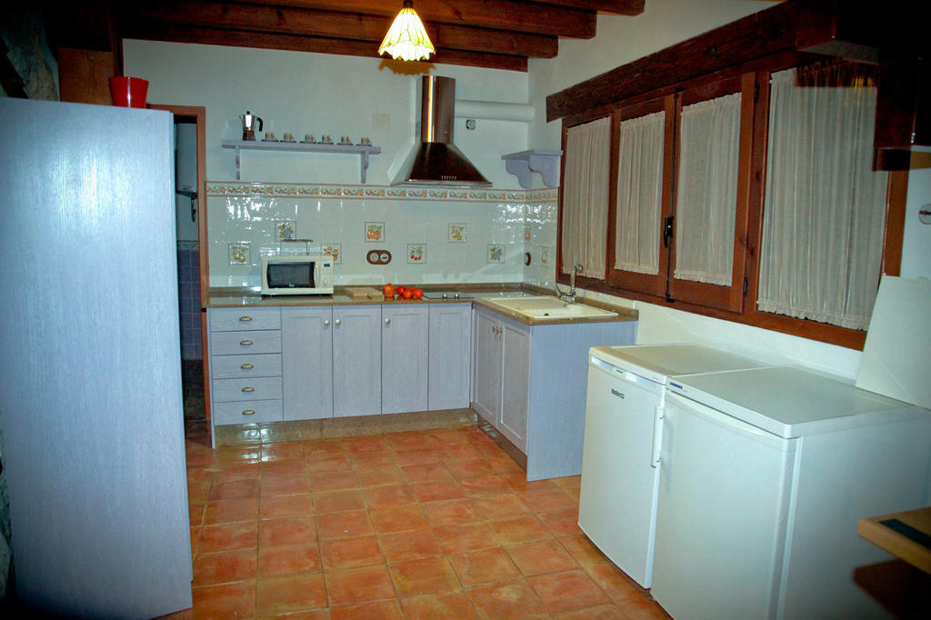 Casa Rural La Bodeguilla Alcala del Jucar Pokoj fotografie